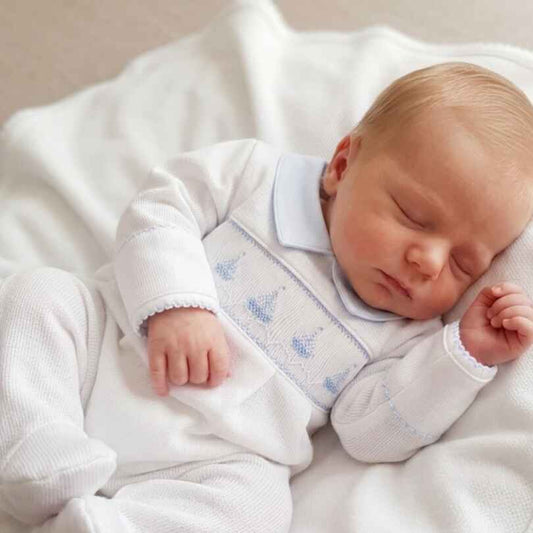 Enterito Veleros con cuello celeste Punto Inglés Blanco